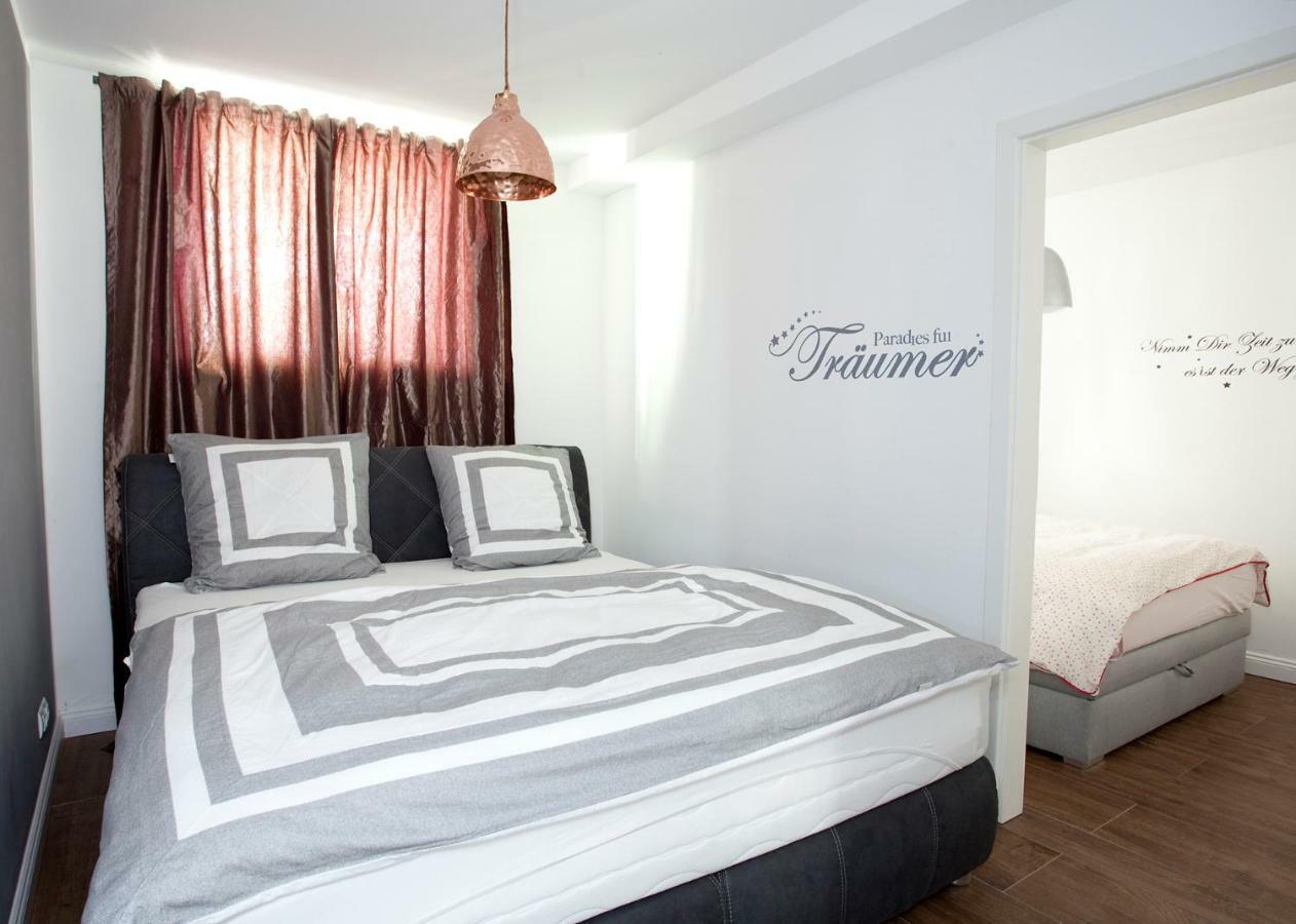 Ellena's Fewo Am Uke Apartment